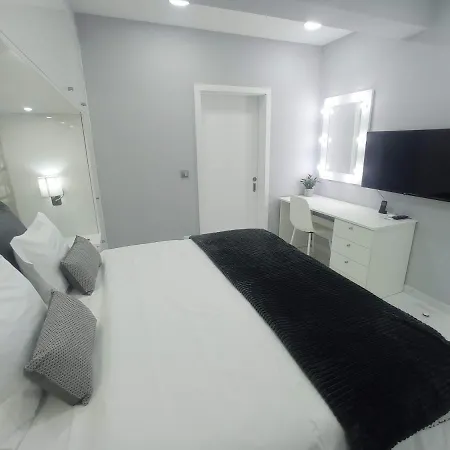 Casa Rua Velha